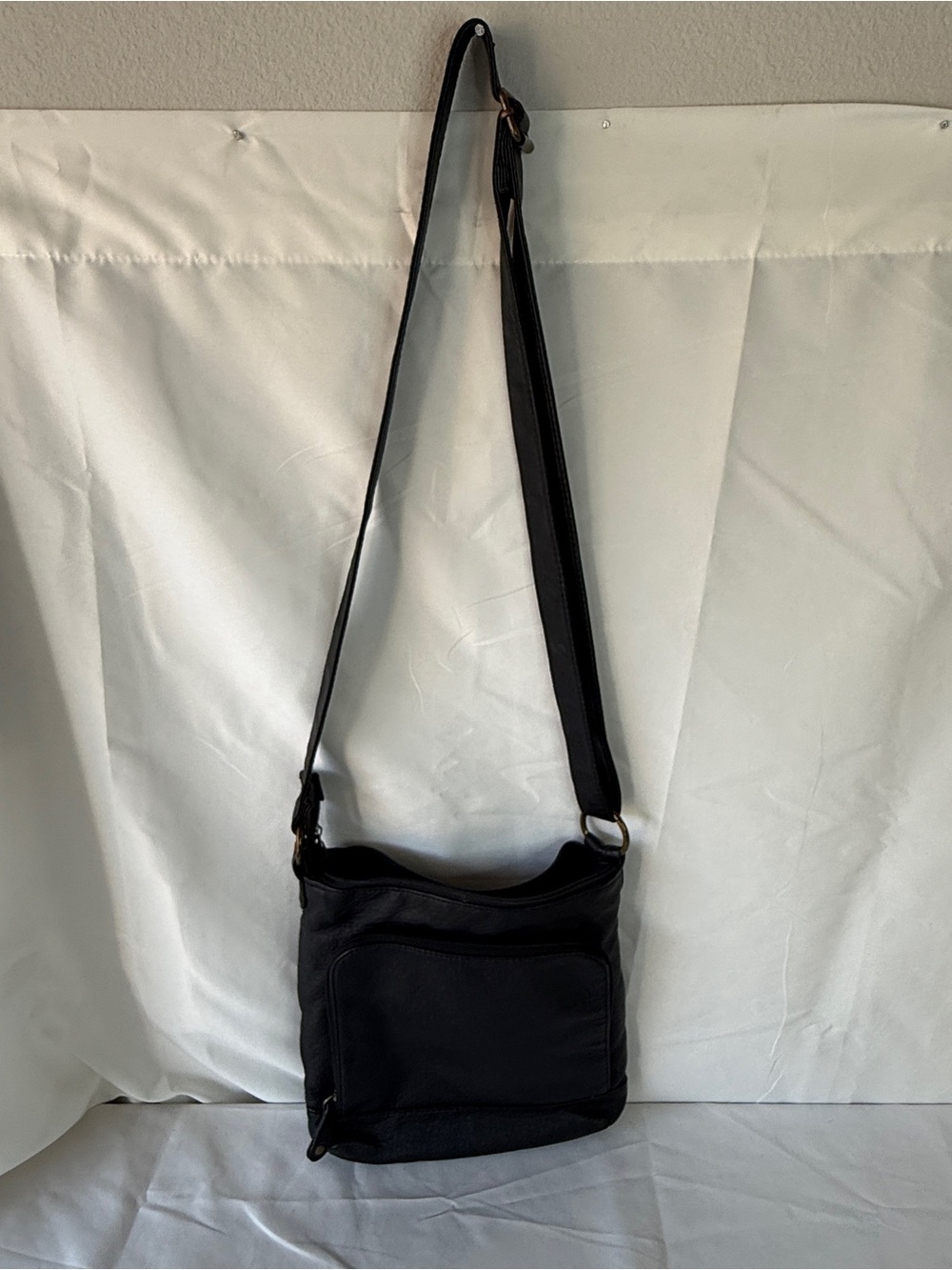 Bueno Crossbody Bag - Picture 5 of 10